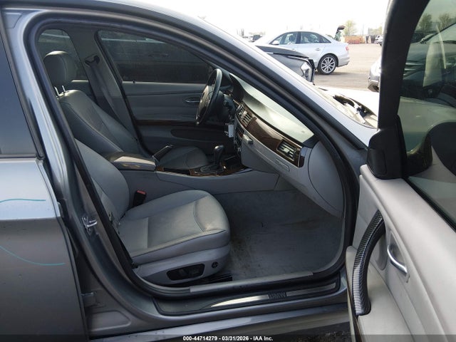 2011 Bmw 328i Xdrive მანქანა იყიდება აუქციონზე, vin: WBAPK7G56BNN69764, აუქციონის ნომერი: 44714279