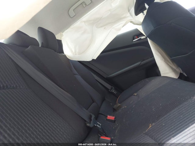 2017 TOYOTA PRIUS JTDKBRFUXH3033793 Photo 7