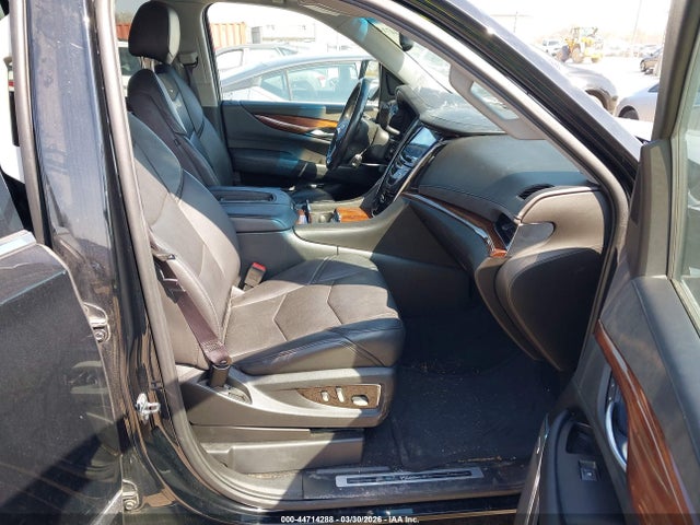 Продаж на аукціоні авто 2016 Cadillac Escalade Luxury Collection, vin: 1GYS4BKJ5GR230633, номер лоту: 44714288