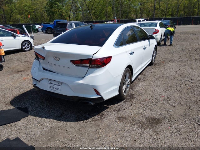 2018 HYUNDAI SONATA 5NPE34AF6JH638183 Photo 3