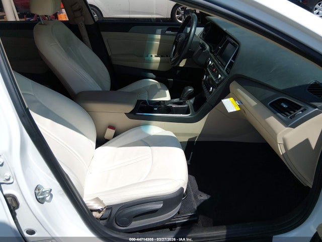 2018 HYUNDAI SONATA 5NPE34AF6JH638183 Photo 4