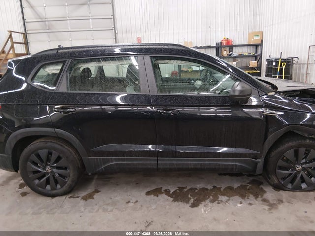 2022 Volkswagen Taos 1.5t S მანქანა იყიდება აუქციონზე, vin: 3VVDX7B21NM056183, აუქციონის ნომერი: 44714308