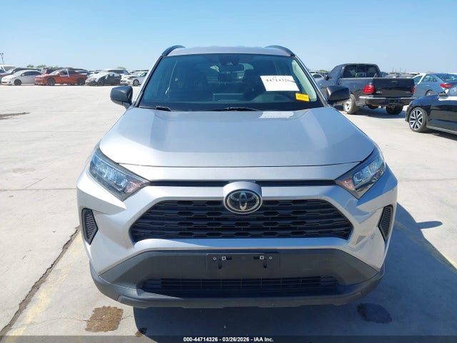 2T3H1RFV3MC105996 Toyota RAV4 LE