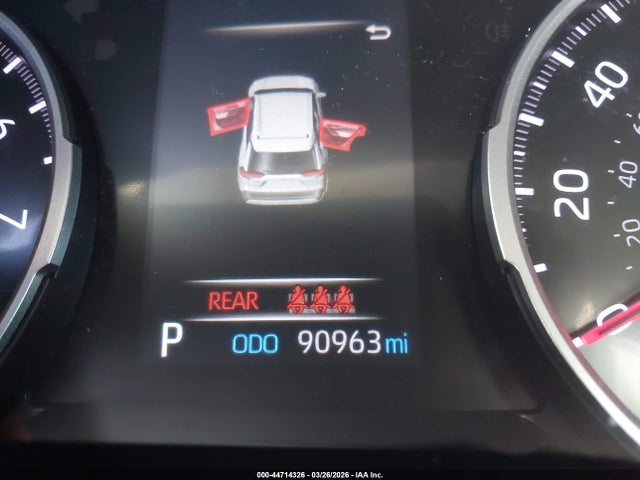 2T3H1RFV3MC105996 Toyota RAV4 LE