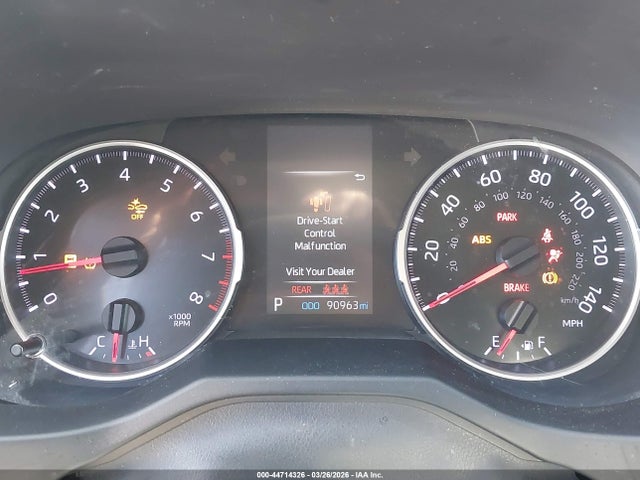 2T3H1RFV3MC105996 Toyota RAV4 LE
