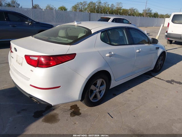 5XXGM4A73FG403886 KIA Optima Lx