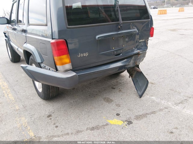 Aukcja sprzedaży 2001 Jeep Cherokee Limited/sport, vin: 1J4FF58S81L563688, numer aukcji: 44714343