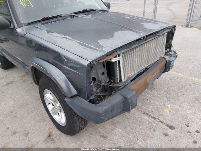 Aukcja sprzedaży 2001 Jeep Cherokee Limited/sport, vin: 1J4FF58S81L563688, numer aukcji: 44714343