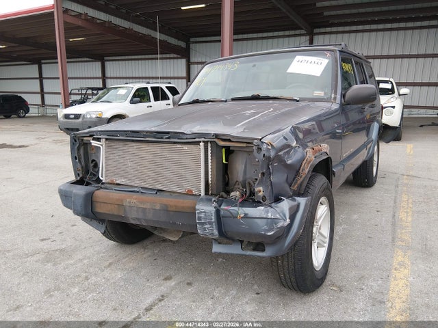 Aukcja sprzedaży 2001 Jeep Cherokee Limited/sport, vin: 1J4FF58S81L563688, numer aukcji: 44714343
