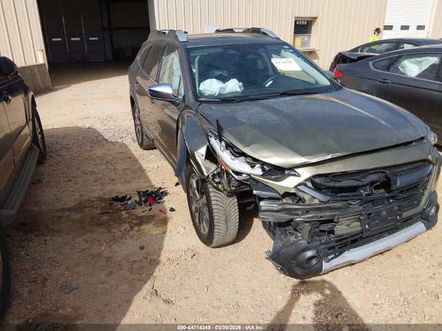 44714349 :رقم المزاد ، 4S4BTAPCXP3134329 vin ، 2023 Subaru Outback Touring مزاد بيع