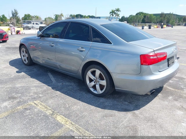 2012 AUDI A6 WAUDFAFC1CN177202 Photo 2
