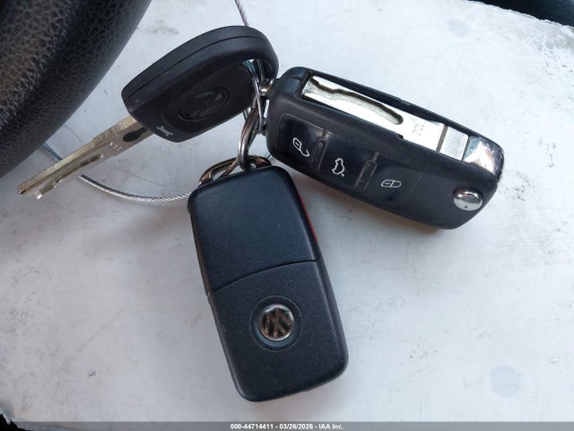 Aukcja sprzedaży 2011 Volkswagen Golf 2.5l 4-door, vin: WVWDB7AJ2BW183722, numer aukcji: 44714411