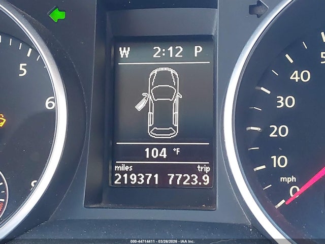 Aukcja sprzedaży 2011 Volkswagen Golf 2.5l 4-door, vin: WVWDB7AJ2BW183722, numer aukcji: 44714411