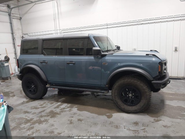 2024 Ford Bronco Wildtrak მანქანა იყიდება აუქციონზე, vin: 1FMEE2BPXRLA87085, აუქციონის ნომერი: 44714457