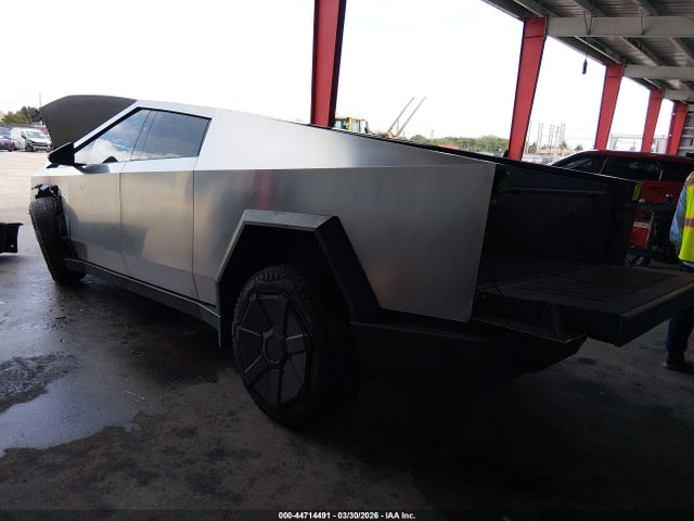 Продаж на аукціоні авто 2024 Tesla Cybertruck, vin: 7G2CEHEE4RA025395, номер лоту: 44714491
