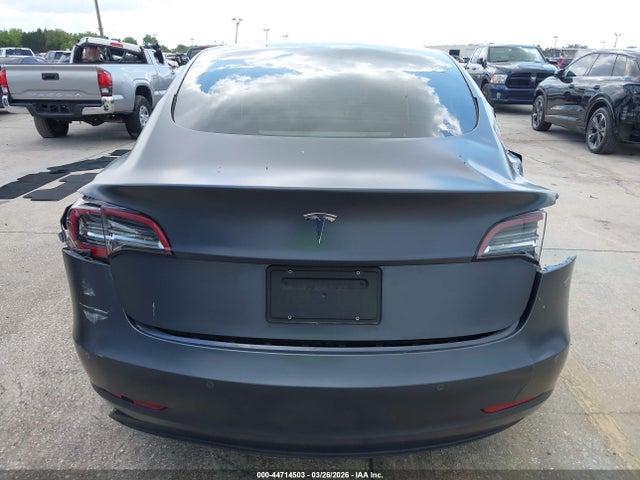 Продажа на аукционе авто 2022 Tesla Model 3 Long Range Dual Motor All-wheel Drive, vin: 5YJ3E1EB3NF275126, номер лота: 44714503