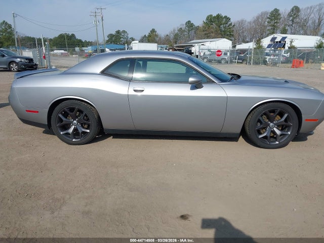 Продажа на аукционе авто 2018 Dodge Challenger Sxt Plus, vin: 2C3CDZAG8JH271505, номер лота: 44714508