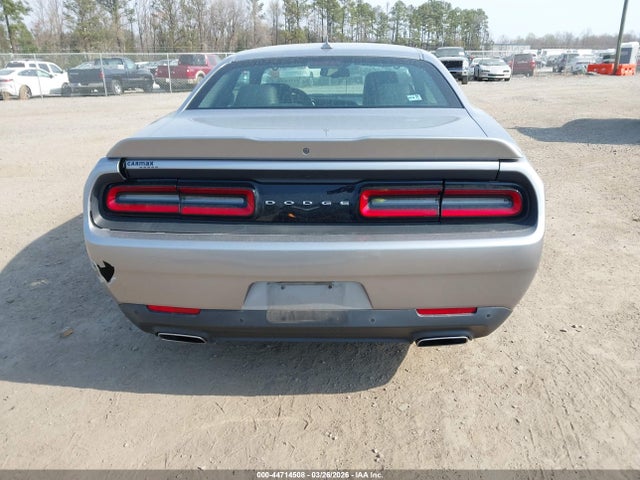 Продажа на аукционе авто 2018 Dodge Challenger Sxt Plus, vin: 2C3CDZAG8JH271505, номер лота: 44714508