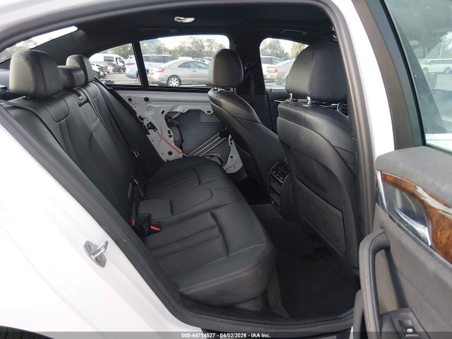 WBAJR3C06LWW84929 BMW 530I