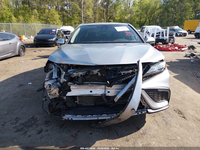 2022 Toyota Camry Se მანქანა იყიდება აუქციონზე, vin: 4T1G11AK9NU669090, აუქციონის ნომერი: 44714538