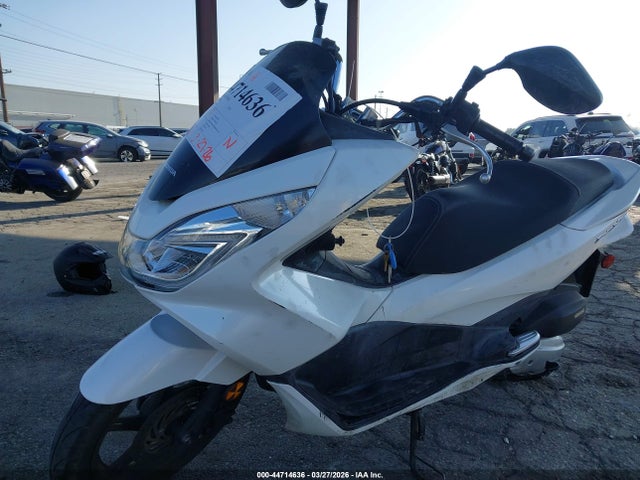 Honda Pcx 150 2015 RLHKF1805FY001155 Image 16