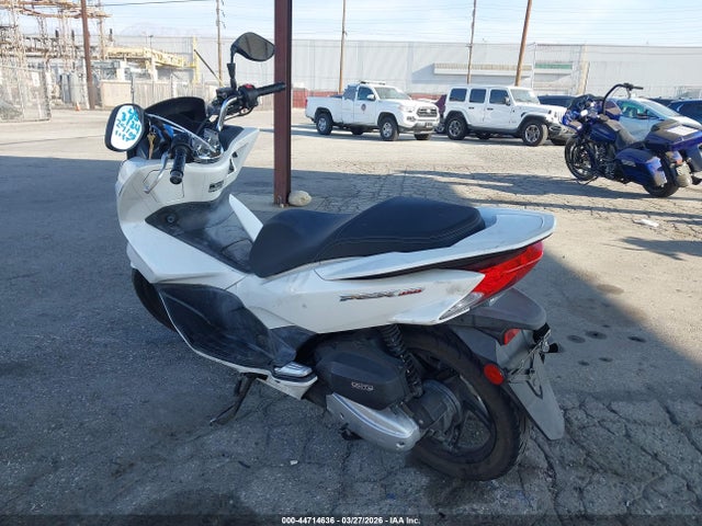 Honda Pcx 150 2015 RLHKF1805FY001155 Image 3