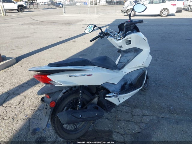 Honda Pcx 150 2015 RLHKF1805FY001155 Image 4
