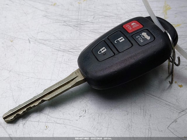 Продажа на аукционе авто 2017 Toyota Corolla Le, vin: 2T1BURHE3HC772513, номер лота: 44714652