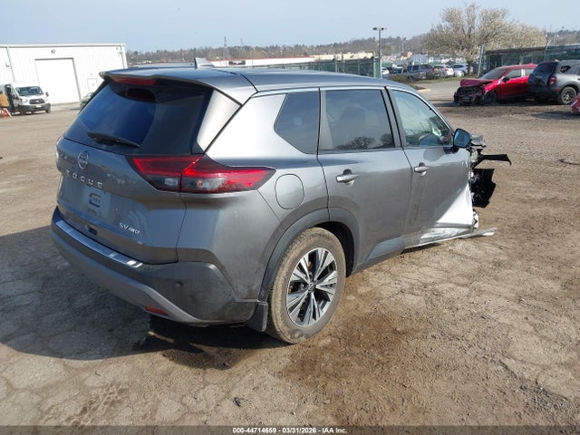 JN8BT3BB0PW181113 Nissan Rogue Sv Intelligent Awd