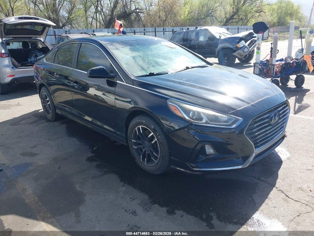 2018 5NPE24AF6JH620351 main image