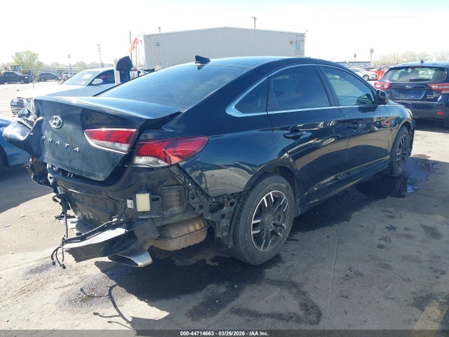 Hyundai SONATA SE 2018 5NPE24AF6JH620351 Image 4
