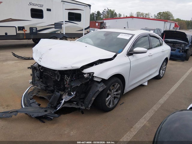 Продажа на аукционе авто 2015 Chrysler 200 Limited, vin: 1C3CCCABXFN637077, номер лота: 44714686