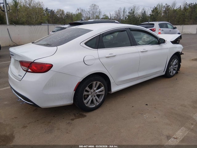 Продажа на аукционе авто 2015 Chrysler 200 Limited, vin: 1C3CCCABXFN637077, номер лота: 44714686