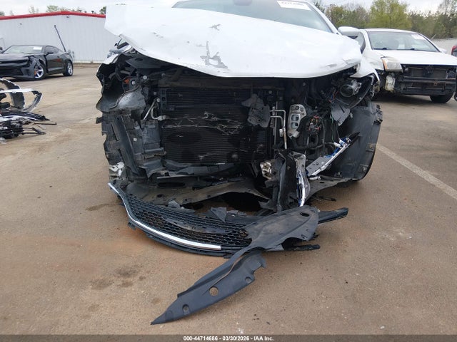 Продажа на аукционе авто 2015 Chrysler 200 Limited, vin: 1C3CCCABXFN637077, номер лота: 44714686