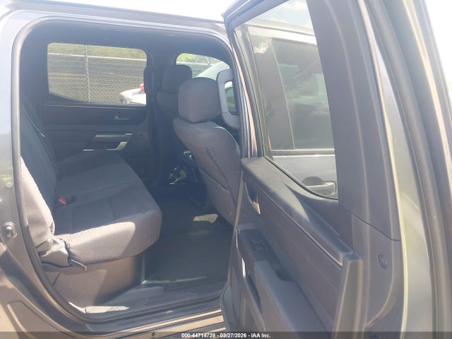 Toyota Tundra Sr5 2025 5TFLA5AB2SX042557 Image 8