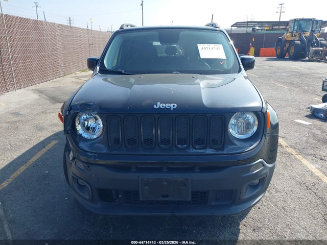 ZACCJABT9GPE25387 Jeep Renegade Latitude