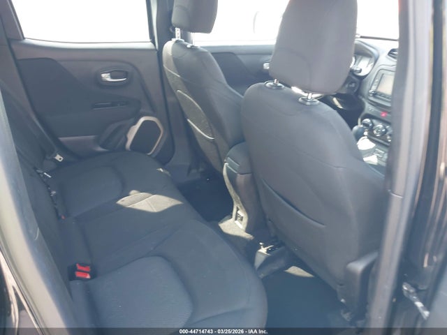 ZACCJABT9GPE25387 Jeep Renegade Latitude