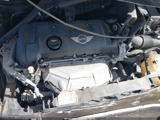 2011 MINI COOPER WMWSU3C59BTX97112 Photo 9