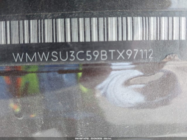 2011 MINI COOPER WMWSU3C59BTX97112 Photo 8