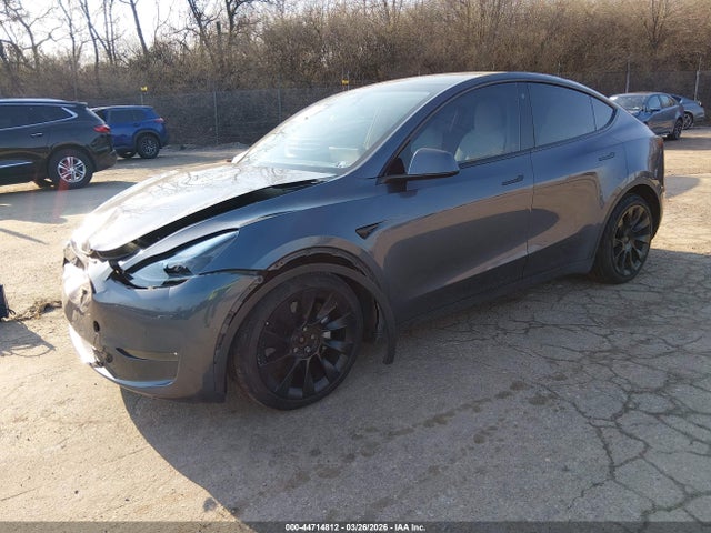 7SAYGAEE1NF432746 Tesla Model Y Long Range Dual Motor All-wheel Drive