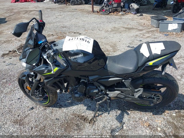 Kawasaki Er650 P 2024 ML5EREP14RDAB6725 Image 13