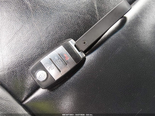 KNDPNCAC4H7277926 KIA Sportage Ex