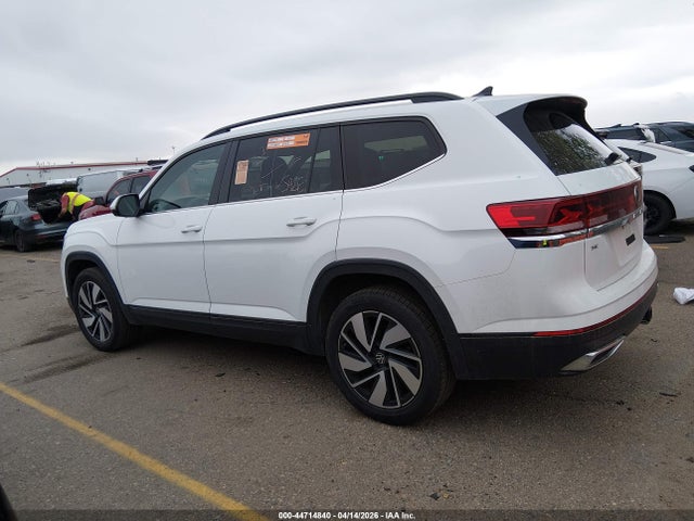 44714840 :رقم المزاد ، 1V2HR2CA8RC538660 vin ، 2024 Volkswagen Atlas 2.0t Se W/technology مزاد بيع