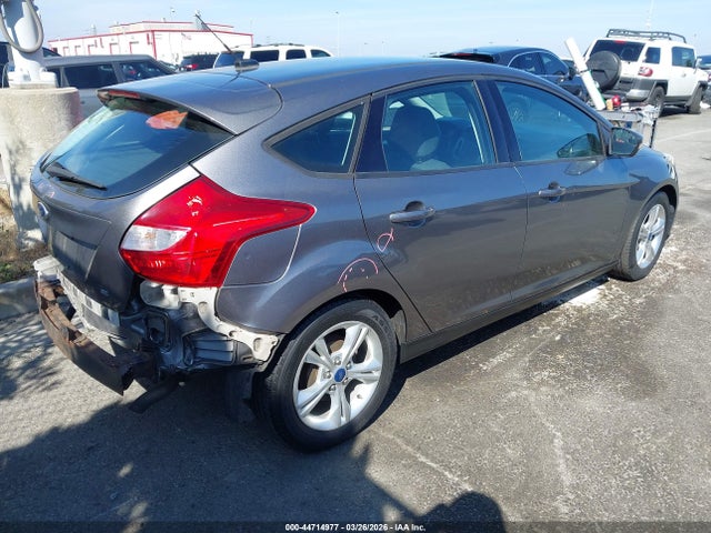 Ford FOCUS SE 2014 1FADP3K2XEL288473 Image 16