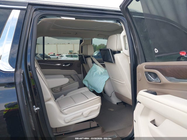44714994 :رقم المزاد ، 1GKS1JKL5MR389744 vin ، 2021 Gmc Yukon Xl 2wd Denali مزاد بيع