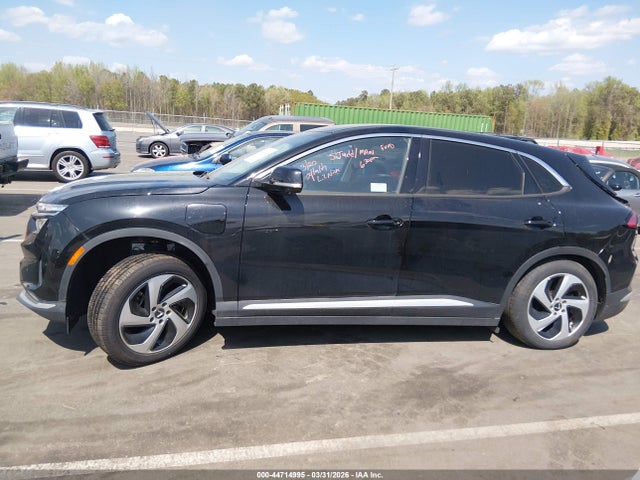 Продажа на аукционе авто 2023 Vinfast Vf 8 Eco, vin: RLLV1AEB3PH002622, номер лота: 44714995