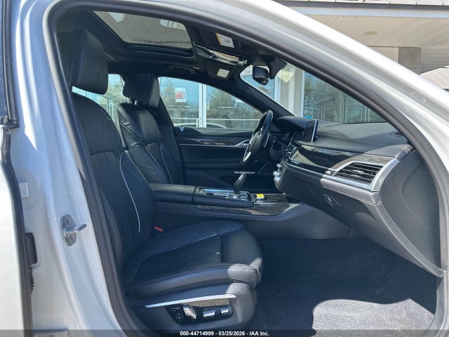 2016 BMW 750I WBA7F2C54GG419337 Photo 4