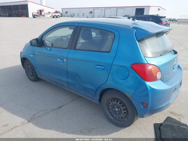 2015 MITSUBISHI MIRAGE ML32A3HJ8FH052994 Photo 2