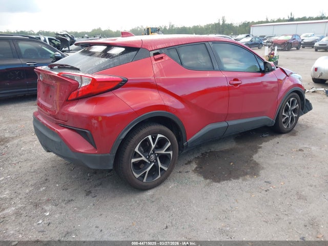 2021 TOYOTA C-HR NMTKHMBX3MR123456 Photo 3