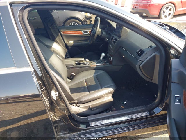 Продаж на аукціоні авто 2011 Mercedes-benz C 350 Sport, vin: WDDGF5GB0BR141799, номер лоту: 44715031